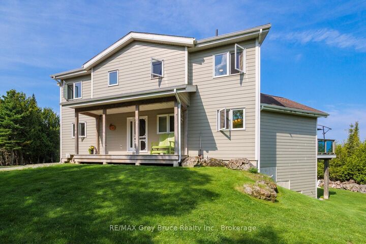 37 Paradise Drive — photo 1