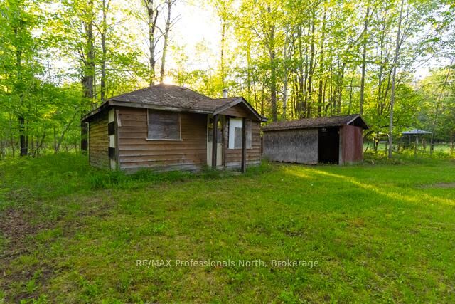 Property Photo:  1068 Woods Road  ON K0M 1S0 