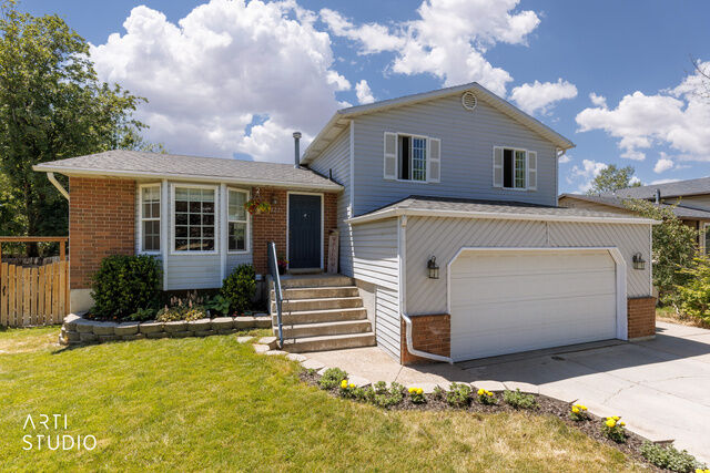 Property Photo:  1122 E 2400 N  UT 84040 