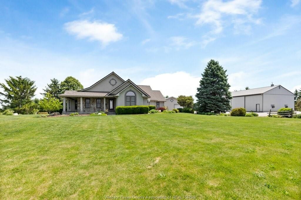 Property Photo: 1936 Lakeshore Road 123 ON N0R 1V0