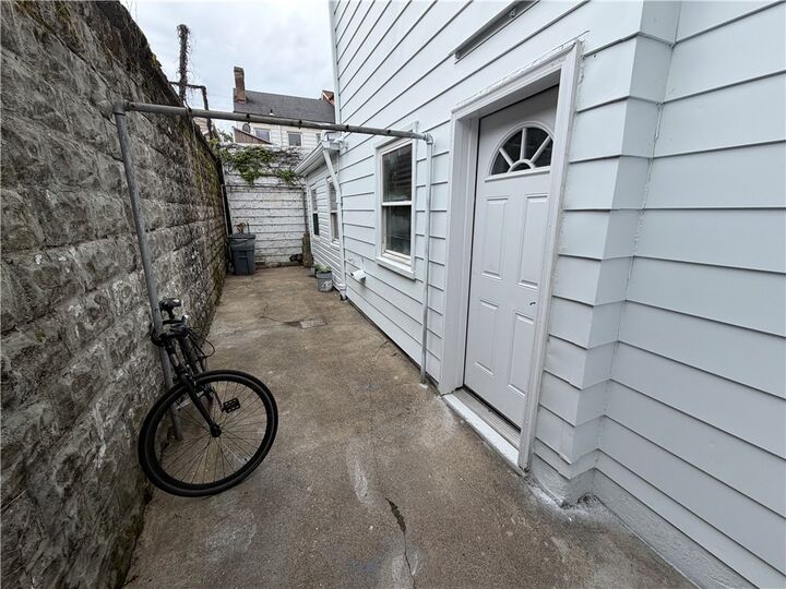 Property Photo: 98 S 15th St PA 15203