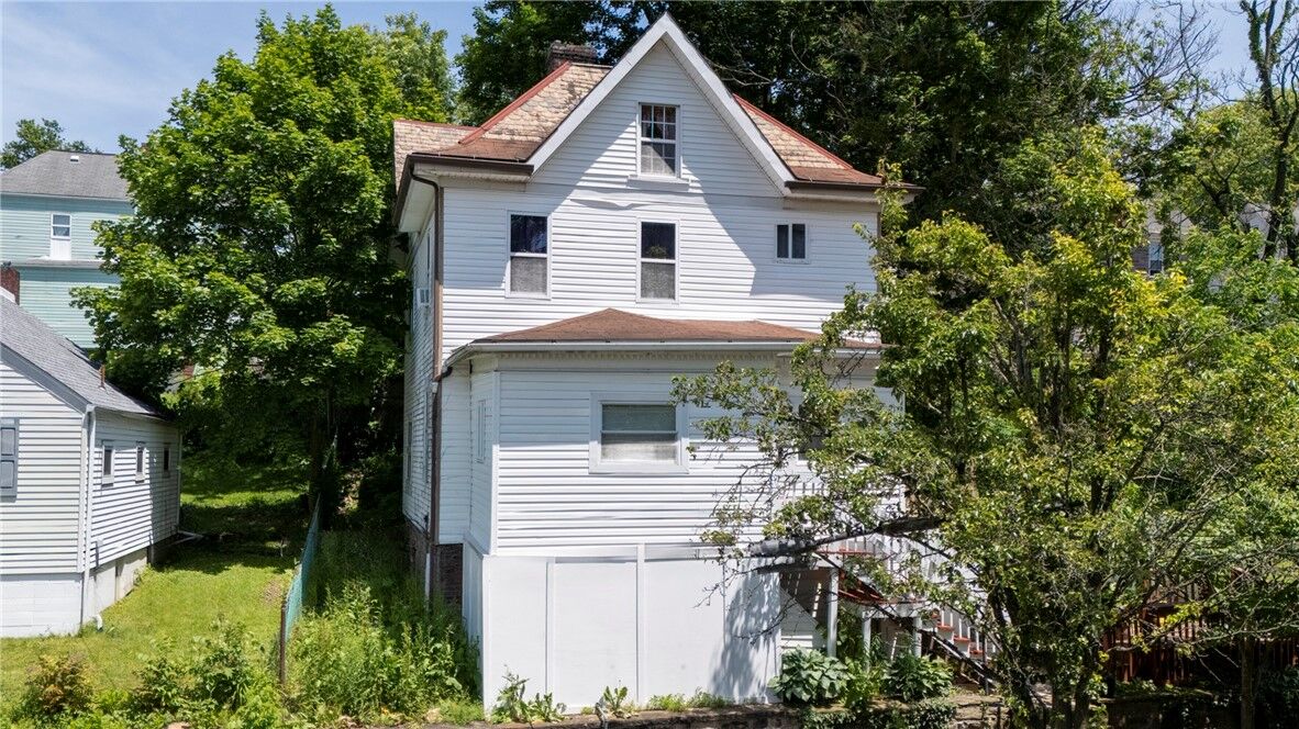Property Photo: 421 Harrison Ave. PA 15601