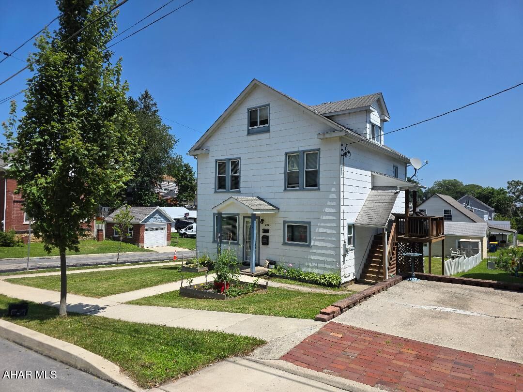 Property Photo:  222 N Caroline Street  PA 15931 