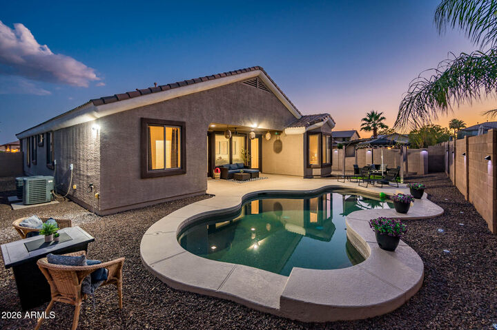 Property Photo: 7910 W Melinda Lane AZ 85382