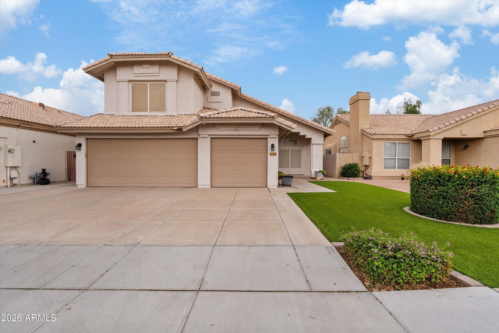 Property Photo: 1048 W Elgin Street AZ 85224