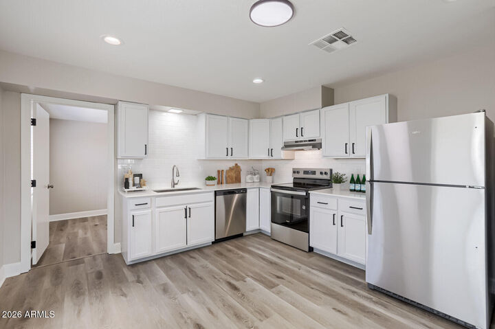 Property Photo:  2507 E Obregon Street  AZ 85288 