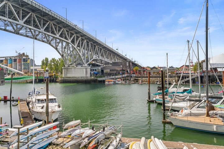 Property Photo:  1455 Howe Street 1202  BC V6Z 1C2 
