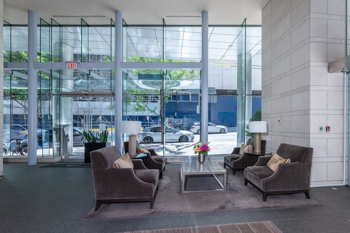Property Photo: 667 Howe Street 3904 BC V6C 0B5