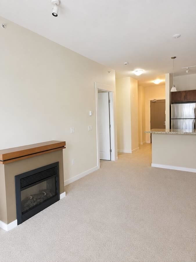 Property Photo:  11950 Harris Rd 417  BC V3Y 0B7 