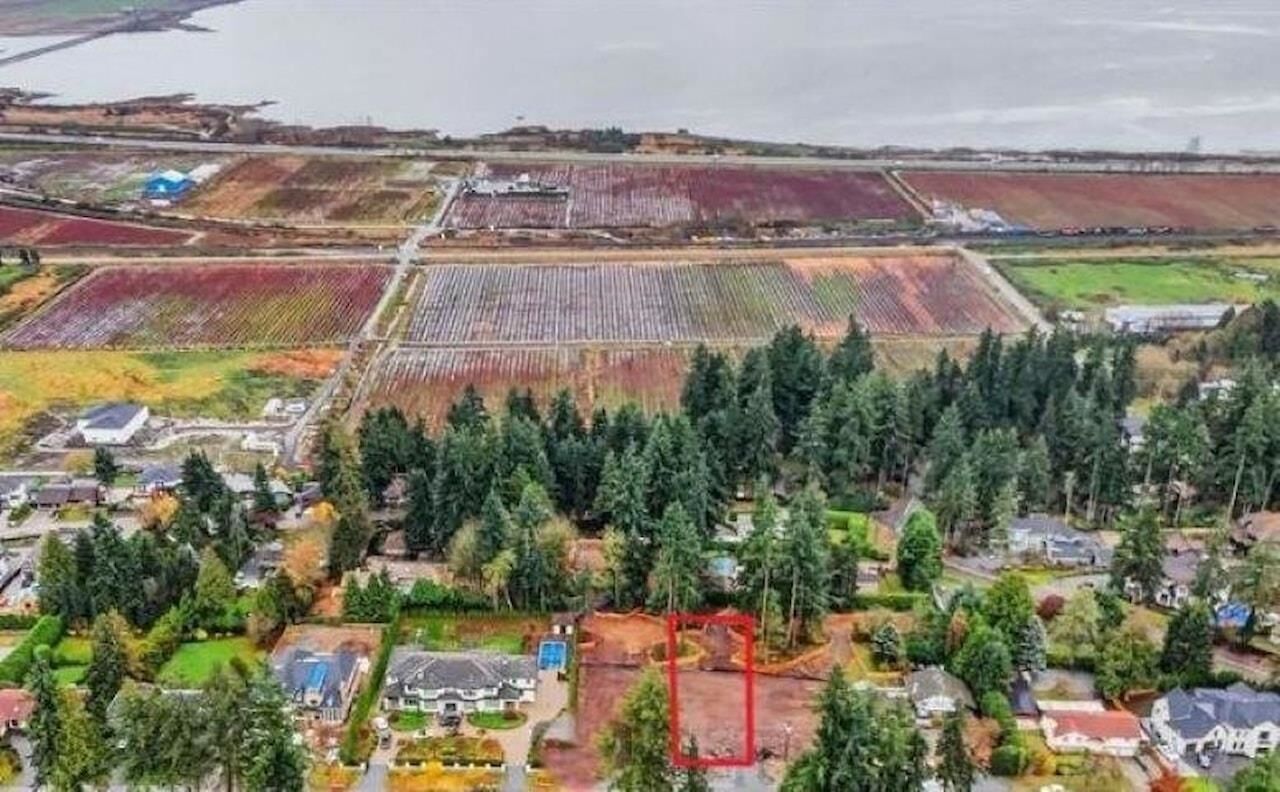 Property Photo: 12672 54 Avenue BC V3X 3C2