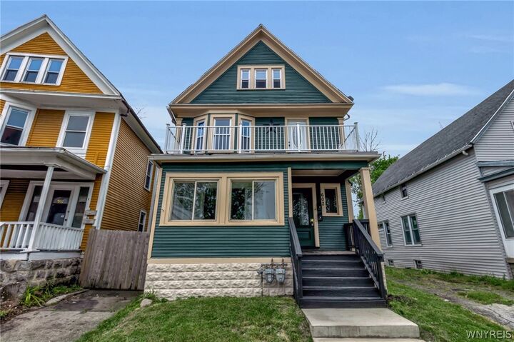 Property Photo: 602 Grant Street NY 14213