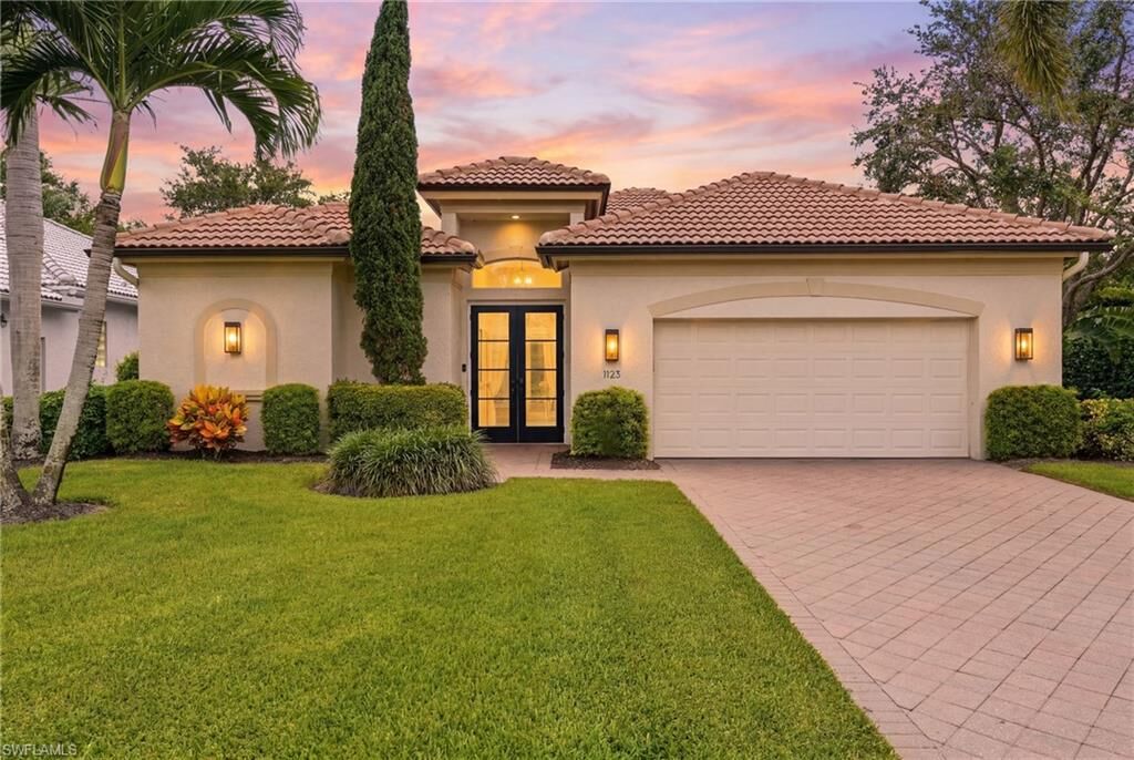 Property Photo: 1123 Augusta Falls Way FL 34119
