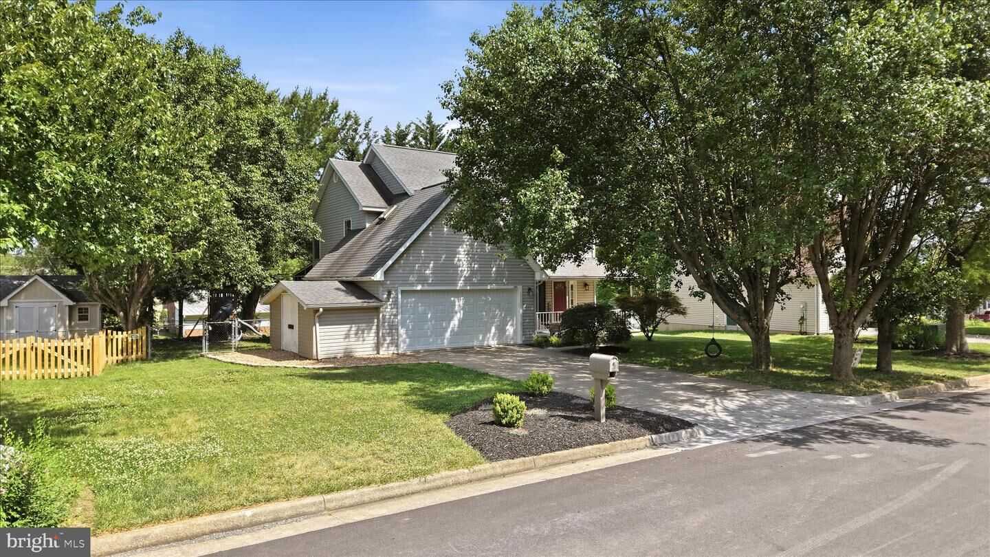 Property Photo: 102 Clevenger Court VA 22601
