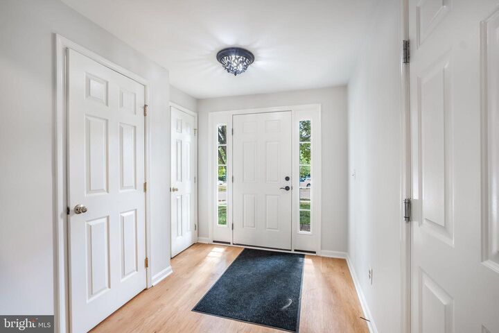 Property Photo:  9199 Yarrow Lane  VA 20110 