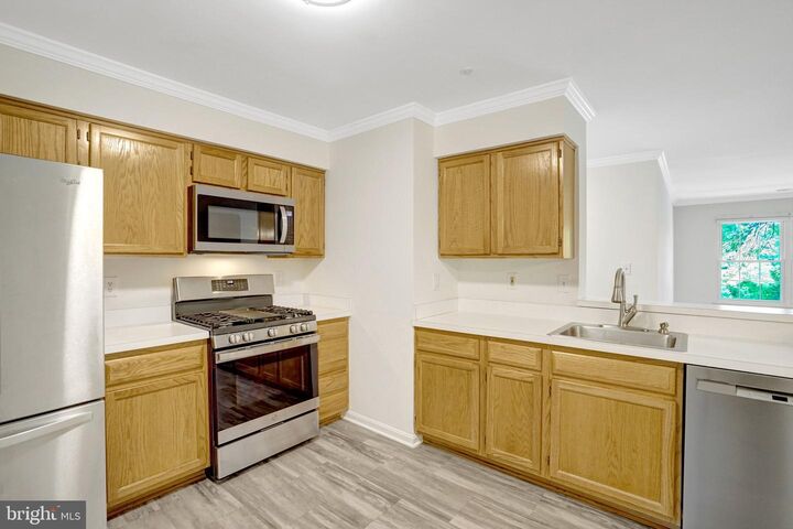 Property Photo:  6107 Wigmore Lane G  VA 22315 