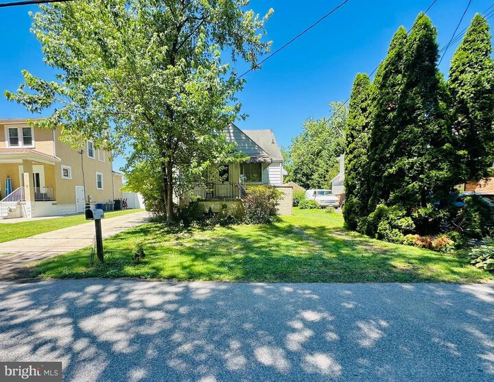 Property Photo:  8608 Oak Road  MD 21219 