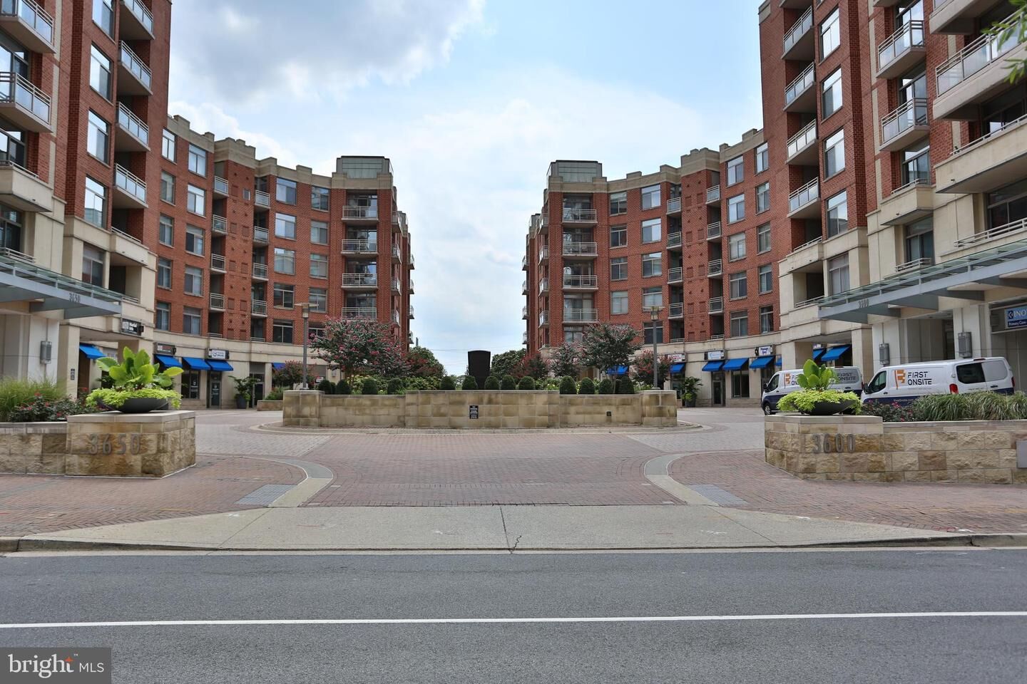 Property Photo: 3600 S Glebe Road 406W VA 22202