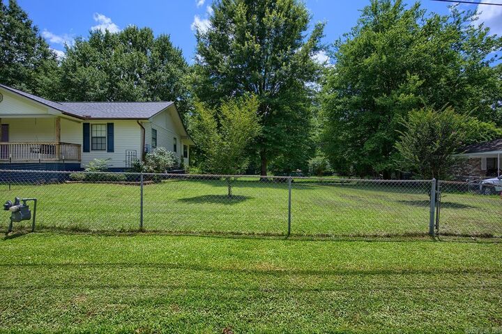Property Photo: 914 Thelma Street AR 72015