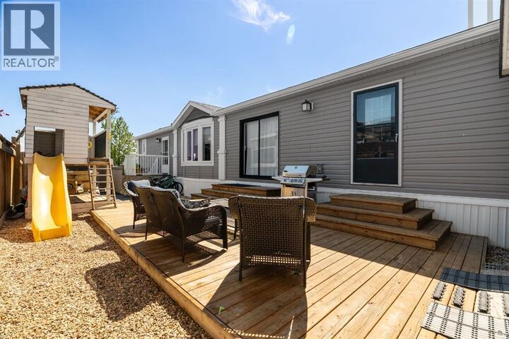 Property Photo:  373 McKinlay Crescent  AB T9K 2N1 