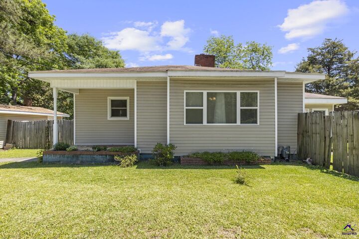 Property Photo: 130 S Pleasant Hill Road GA 31088