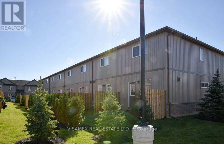Property Photo:  7768 Ascot Circle 11  ON L2H 3P9 