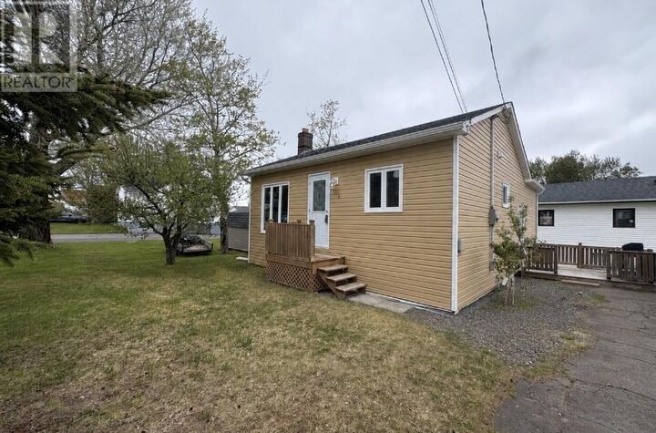Property Photo: 9 Fairview Street NL A0G 3A0