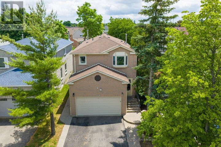 Property Photo:  3301 Cambourne Crescent  ON L5N 5P7 