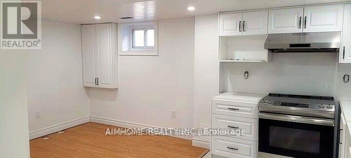Property Photo: 19 Balaclava Drive ON M1P 1E5