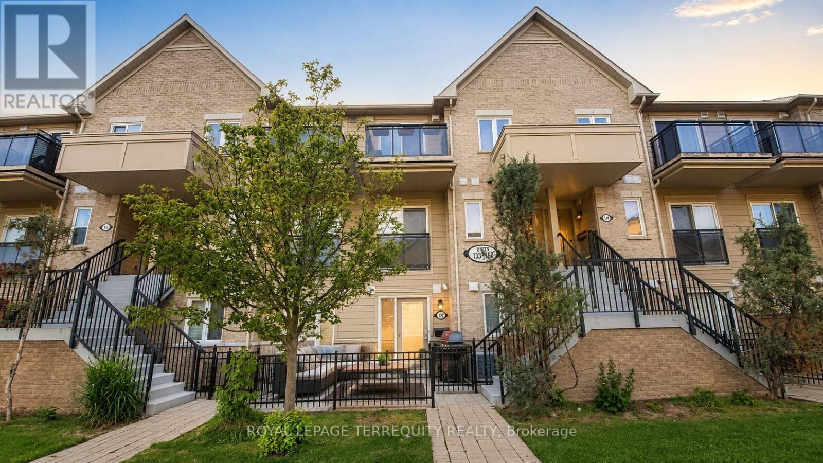 Property Photo:  4975 Southampton Drive 139  ON L5M 8C8 