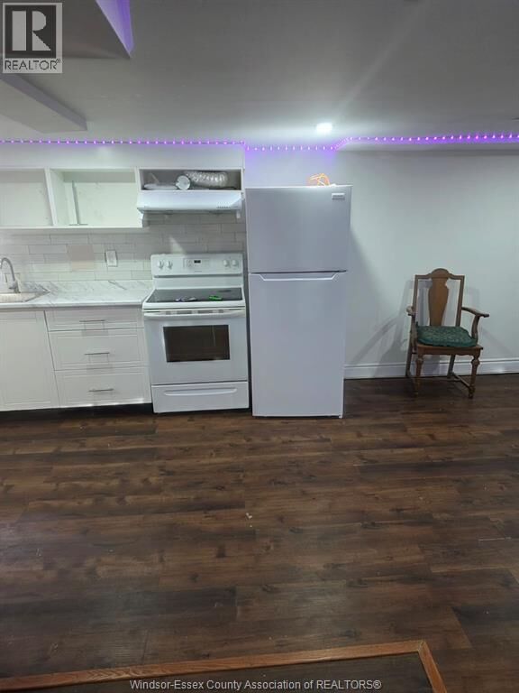 Property Photo: 3002 Radisson Lower ON N9E 1Y5