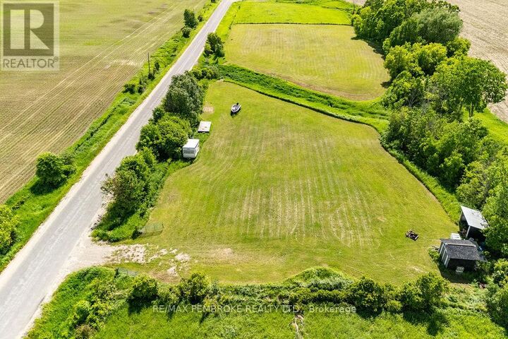 112 Cornerview Road — photo 1