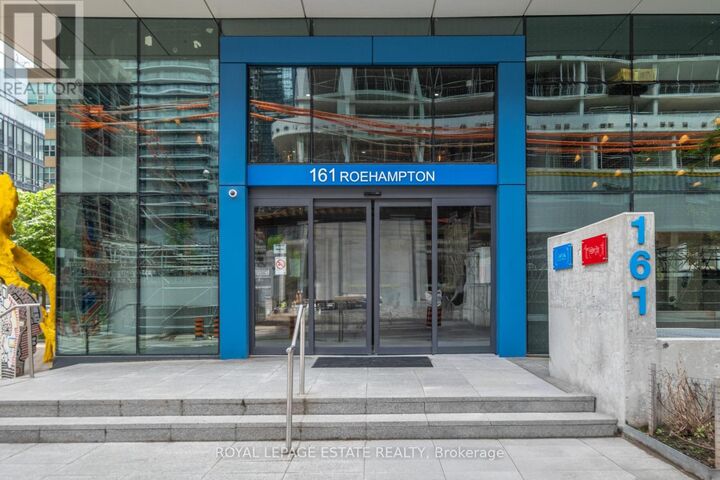 Property Photo: 161 Roehampton Avenue 2607 ON M4P 0C8