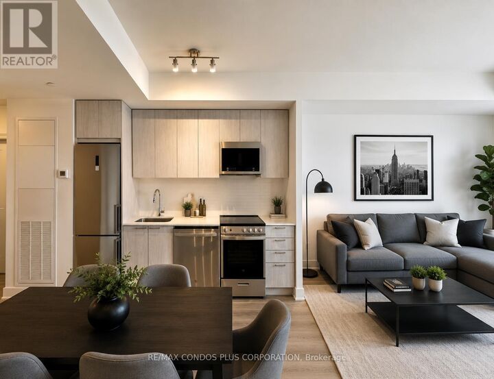 Property Photo:  185 Deerfield Road 1302  ON L3Y 0G7 