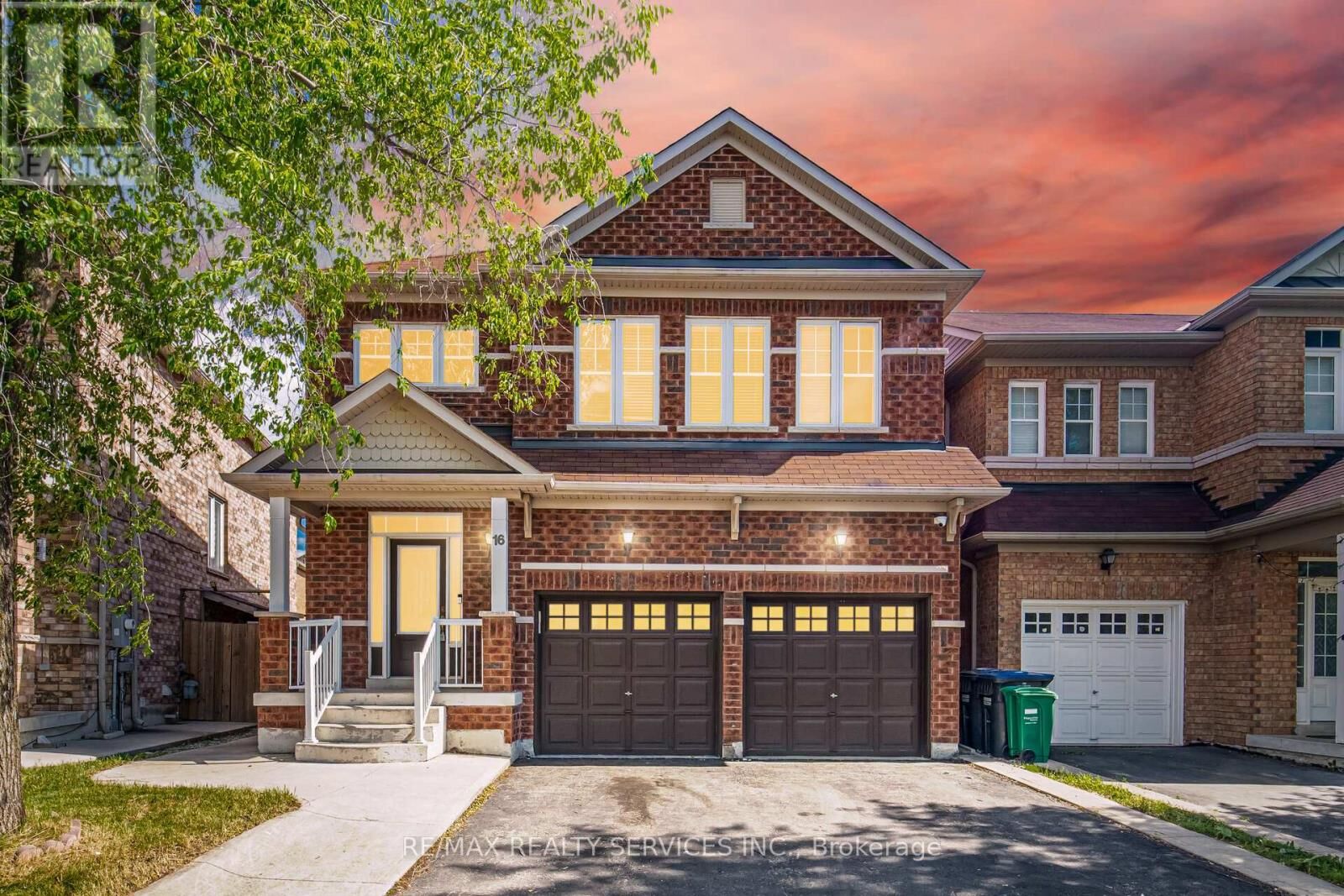 Property Photo: 16 Lagrotto Road ON L6V 4S7