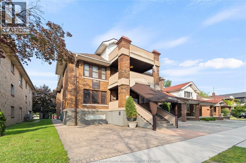 Property Photo:  269 Randolph Place 3  ON N9B 2T2 