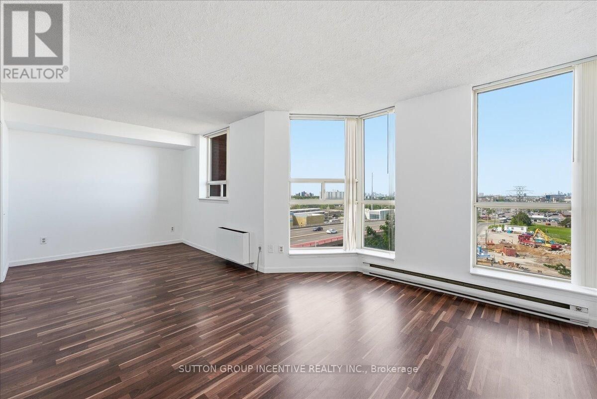 Property Photo: 2460 Eglinton Avenue East 817 ON M1K 5J7