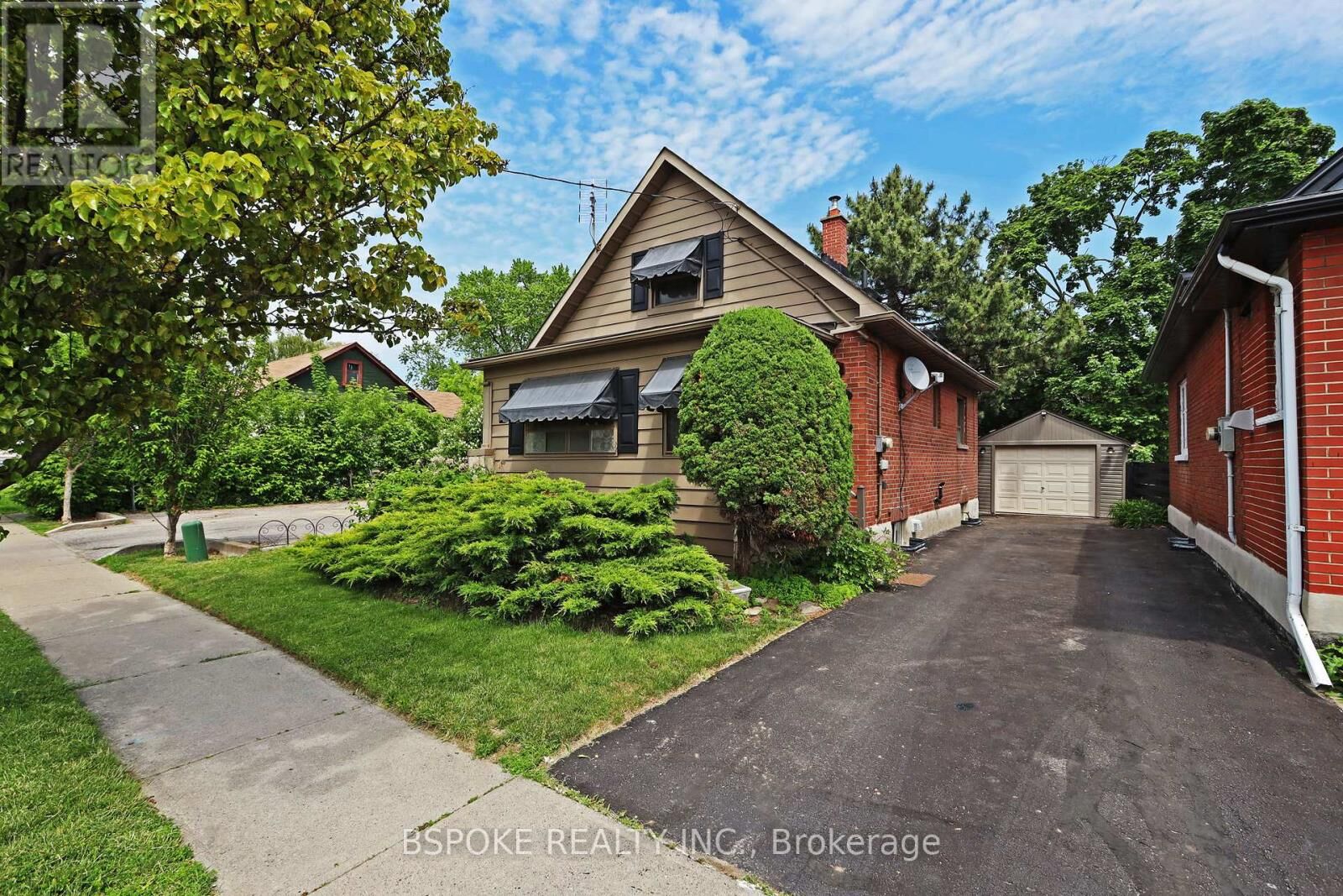Property Photo: 47 Gladstone Avenue ON L1J 4E4