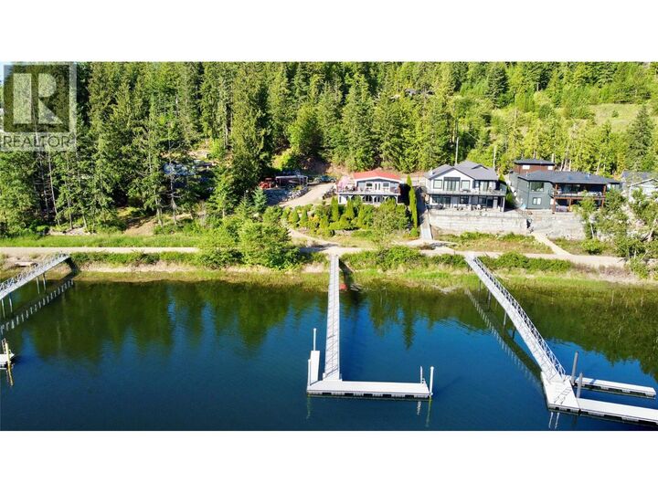 Property Photo: 417 Old Spallumcheen Road BC V0E 2V3