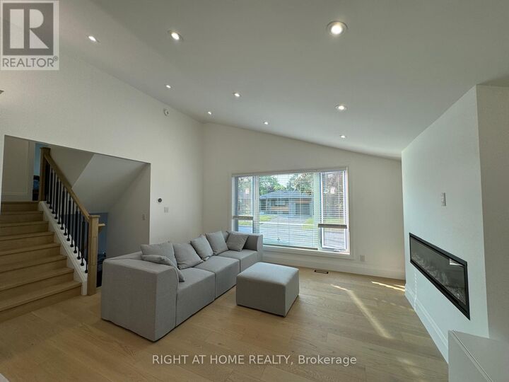 Property Photo:  52 Sedgebrook Crescent  ON M9B 2X4 