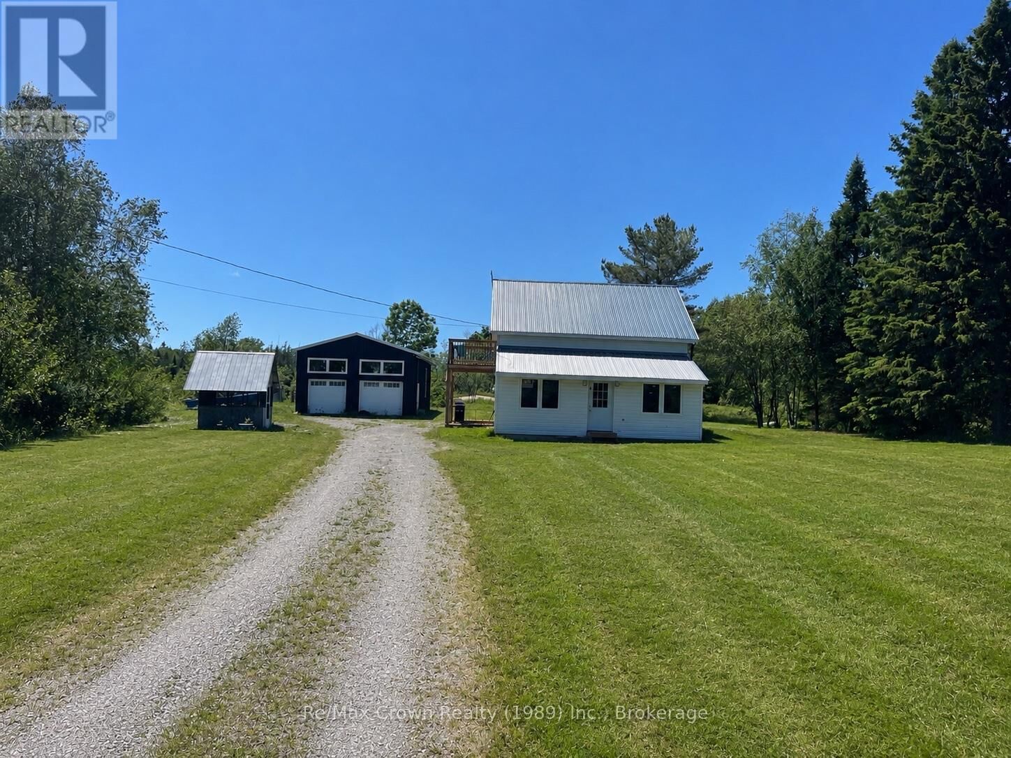 Property Photo: 5 20th Side Road ON P0H 1Y0