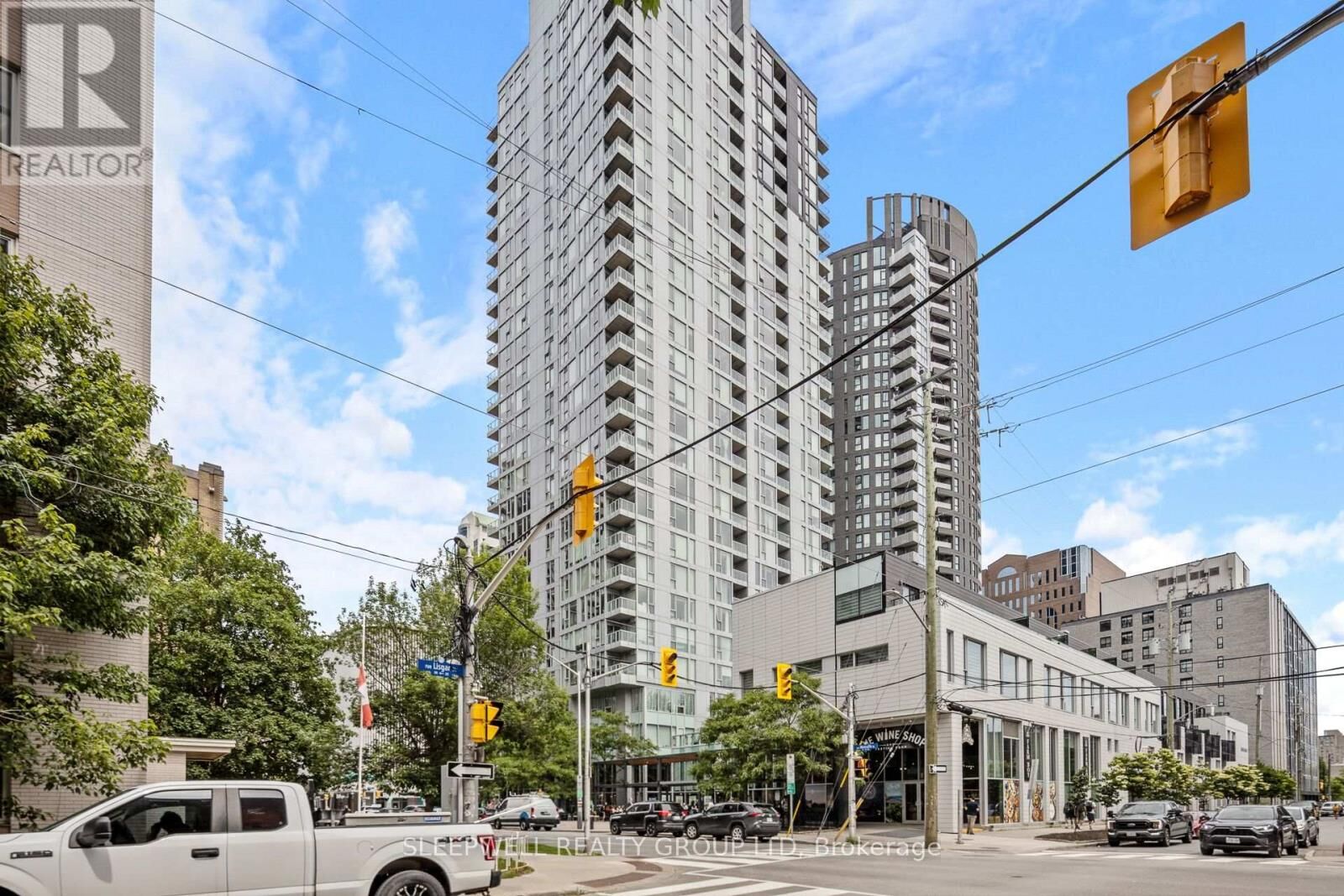 Property Photo:  179 Metcalfe Street 406  ON K2P 1P7 