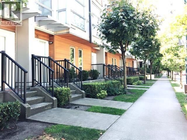 Property Photo:  638 West 6th Avenue 35  BC V5Z 1A3 