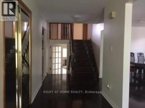 Property Photo:  9 Chalet (Upper) Road  ON M2J 3V4 