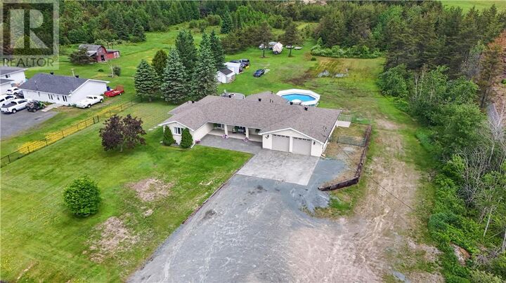 Property Photo:  980 Radar Road  ON P3P 0B4 