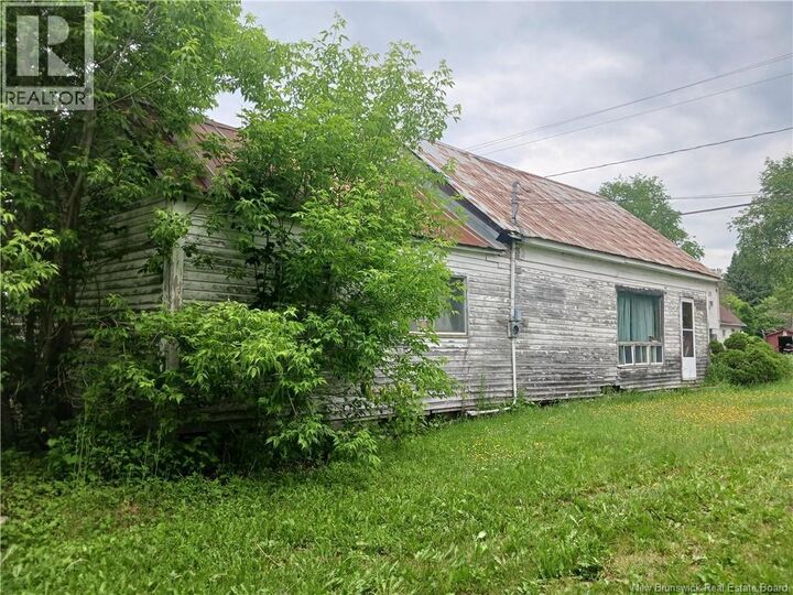 Property Photo:  827 Central St.  NB E7K 2B8 