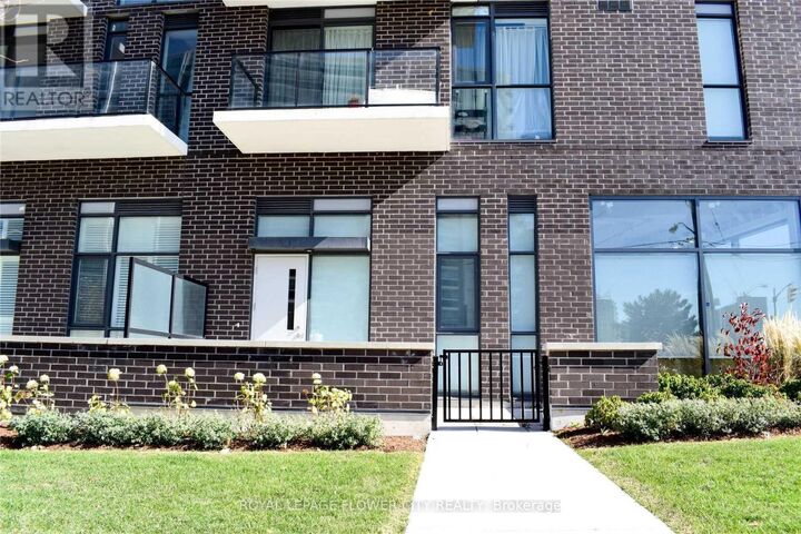Property Photo:  128 Fair View Mall Drive 101  ON M2J 0E8 