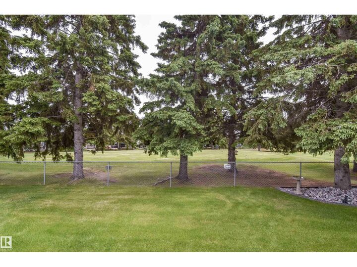 Property Photo: 24 Longview Pl AB T7X 3Y6