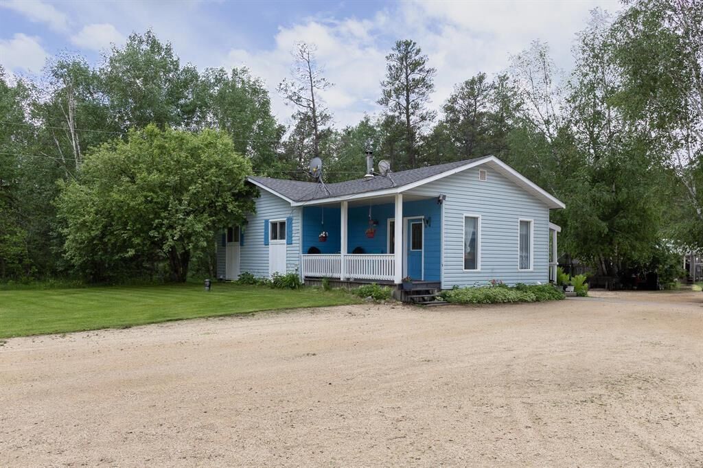Property Photo: 55 Mondor Road MB R5L 0L4