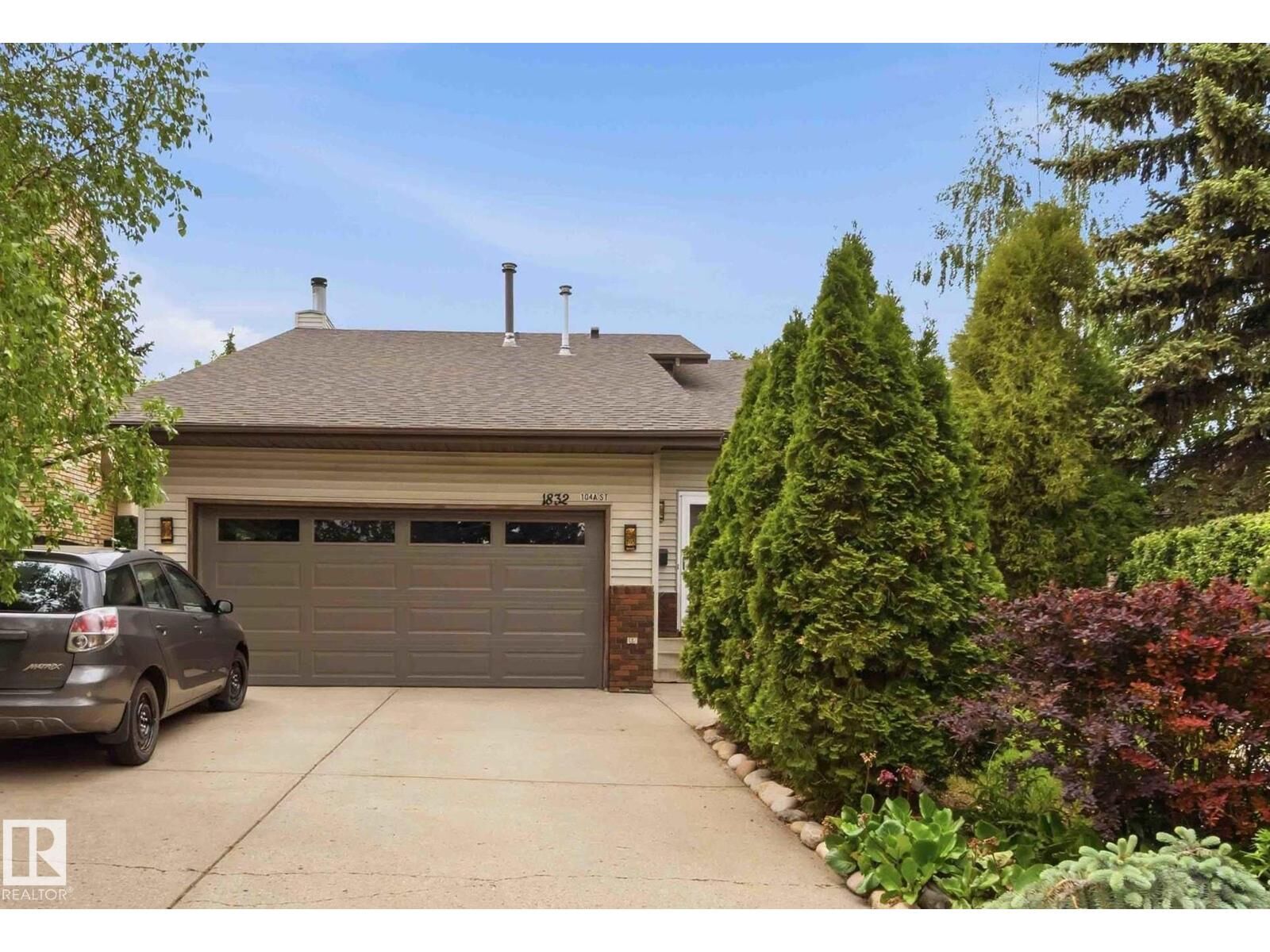 Property Photo: 1832 104A St NW AB T6J 5A4