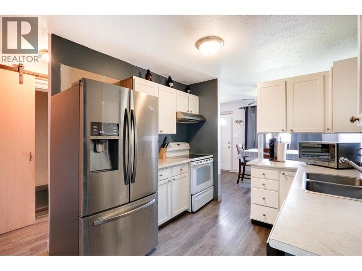 Property Photo: 16 Carswell Street BC V8C 1B3